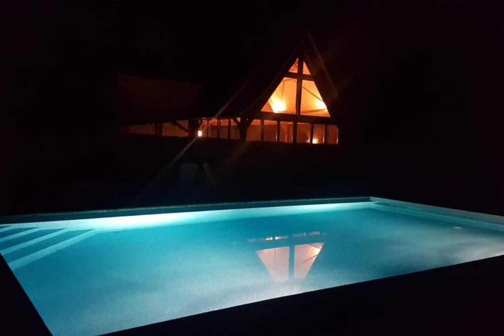 Gite La Balme Issendolus Exteriör bild
